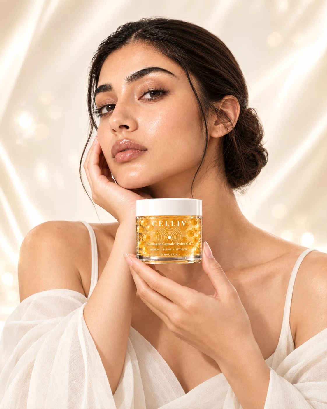 CELLIV Collagen Capsule Moisturizer held by the model